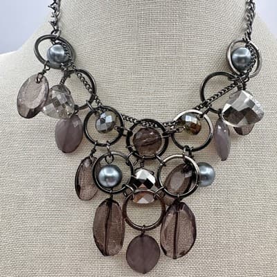 Vintage 90s Faux Pearl Beaded Gunmetal Bib Necklace Statement Women's Jewelry - Thumbnail 2