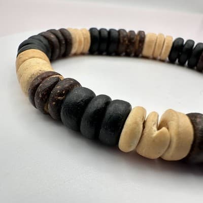 Vintage 90s Wood Bead Stretch Bracelet Earth Tone Coconut Heishe Brown Jewelry - Thumbnail 4