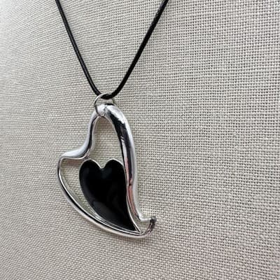 Vintage Y2K Black Cord Silver Tone Heart Pendant Necklace Boho Fashion Jewelry - Thumbnail 5