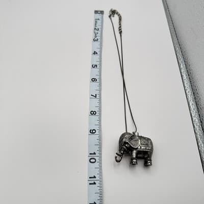 Vintage Y2K Black Rhinestone Silver Tone Elephant Pendant Necklace Jewelry 90s - Thumbnail 10