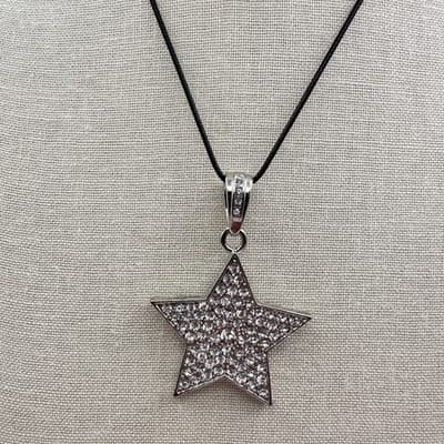 Vintage Y2K Fl&B Silver Tone Rhinestones Star Pendant Necklace Women's Jewelry - Thumbnail 2
