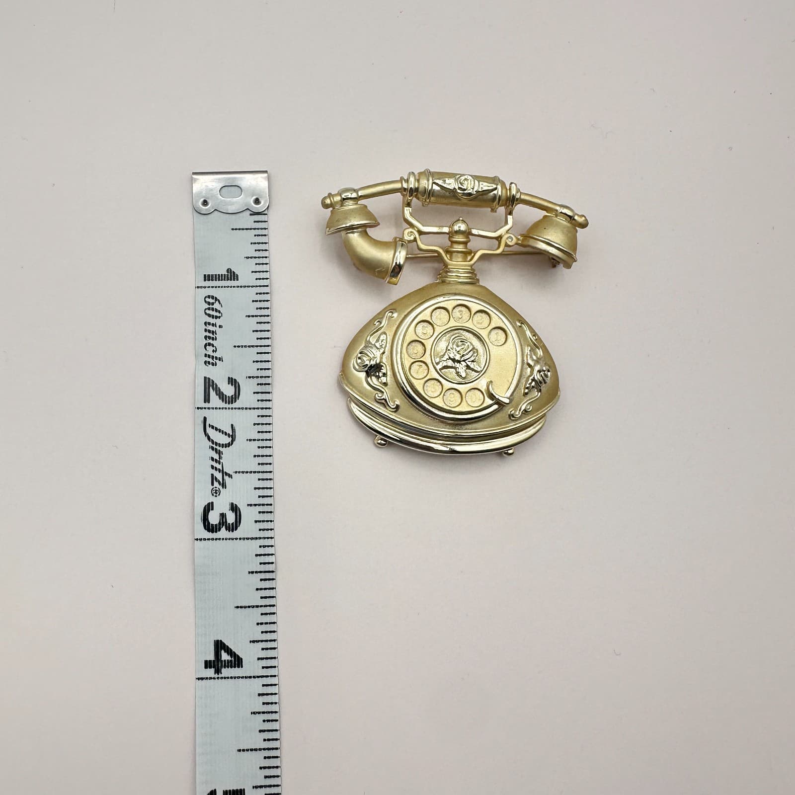 Vintage 80s Floral Rotary Telephone Brooch Pin Gold Tone Jewelry - Thumbnail 12