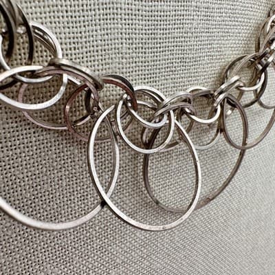 Vintage 90s Silver Tone Multi Circle Link Statement Necklace Boho Modern Jewelry - Thumbnail 5