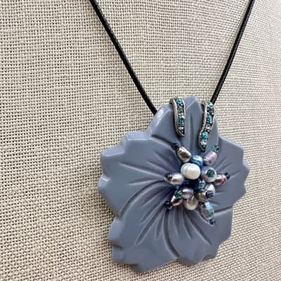 Vintage 90s Mixed Pearl Crystal Flower Pendant Necklace Silver Tone Jewelry Y2K - Thumbnail 5