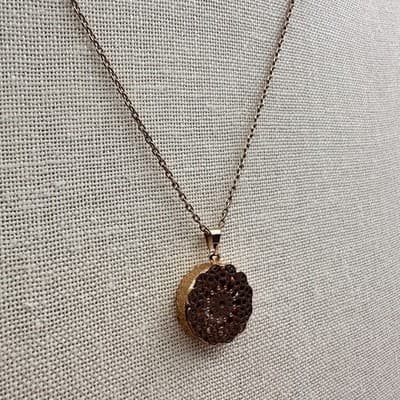 Vintage 90s Filigree Mandala Pendant Necklace Gold Tone Women's Jewelry - Thumbnail 5