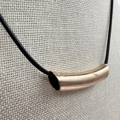 Vintage Y2K Black Cord Gold Tone Curved Tube Slide Necklace Women's Jewelry Boho - Thumbnail 6
