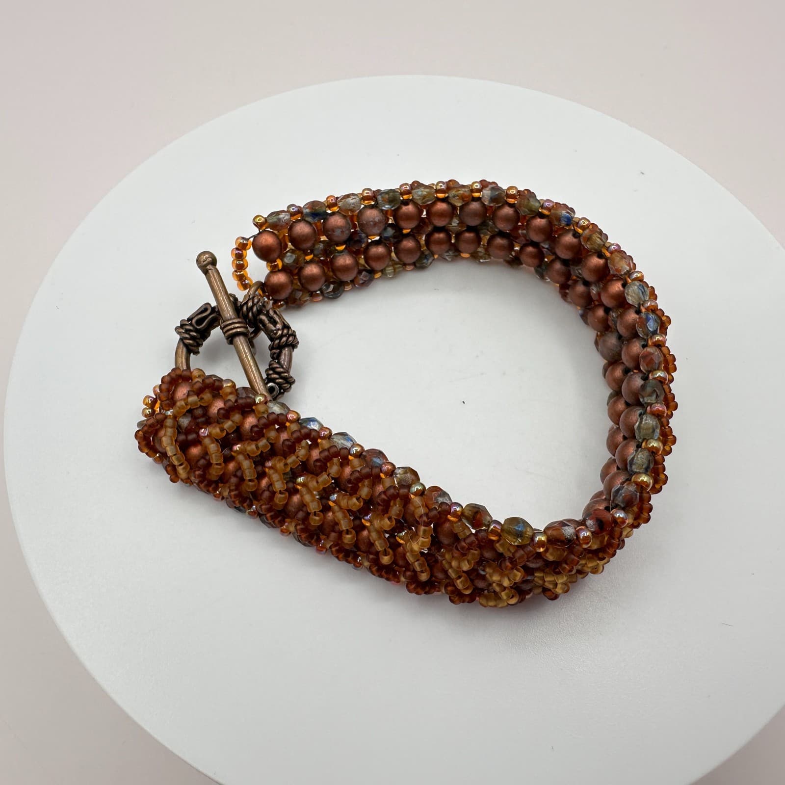 Vintage 90s Earth Tone Glass Pearl Beaded Bracelet Bronze Tone Toggle Jewelry - Thumbnail 3