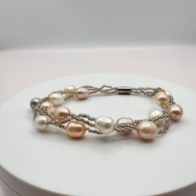 Vintage Y2K Multi-Strand Pearl Seed Beaded Bracelet Set Women's Classic Jewelry - Thumbnail 8