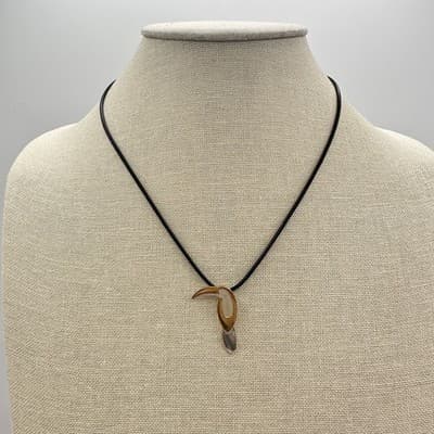 Vintage 90s Toucan Bird Pendant Necklace Black Waxed Rope Fashion Jewelry Bib - Thumbnail 3