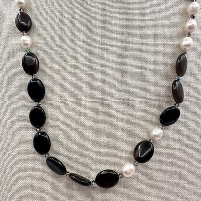 Vintage 90s Black Onyx White Pearl Beaded Necklace Silver Tone Women's Jewelry - Thumbnail 2