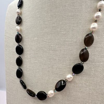 Vintage 90s Black Onyx White Pearl Beaded Necklace Silver Tone Women's Jewelry - Thumbnail 7