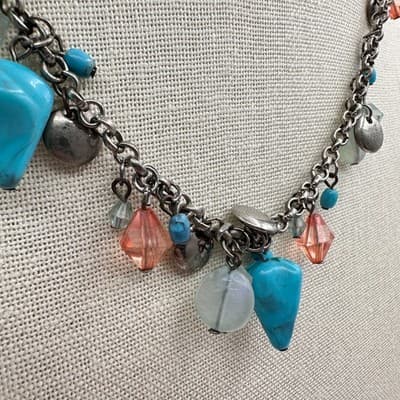 Vintage 90s Silver Tone Turquoise Glass Beaded Charm Link Chain Necklace Jewelry - Thumbnail 8