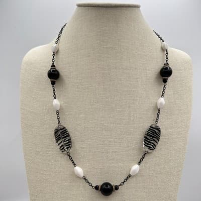 Vintage 80s Zebra Print Glass Bead Necklace Mod Statement Fashion Jewelry Y2K - Thumbnail 6