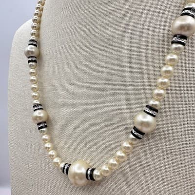 Vintage 80s Cream Faux Pearl Beads Statement Necklace Classic Fashion Jewelry - Thumbnail 6