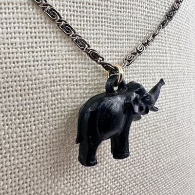 Vintage 90s Black Elephant Pendant Necklace Silver Tone Women's Jewelry - Thumbnail 4