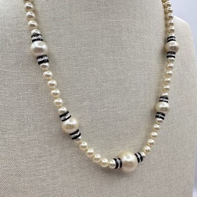 Vintage 80s Cream Faux Pearl Beads Statement Necklace Classic Fashion Jewelry - Thumbnail 4