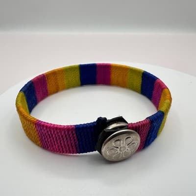 Vintage 90s Rainbow Woven Thread Bangle Bracelet Boho Flower Button Jewelry Y2K - Thumbnail 2