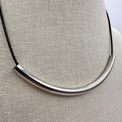 Vintage Y2K Silver Tone Curved Tube Bar Black Cord Necklace Women's Jewelry Boho - Thumbnail 5