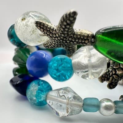 Vintage Y2K Memory Wire Wrap Beaded Bracelet Shell Turtle Starfish Jewelry Y2K - Thumbnail 5