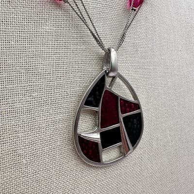 Vintage 90s Pink & Black Glass Beads Teardrop Pendant Silver Tone Necklace Boho - Thumbnail 3