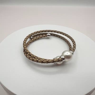 Vintage 90s Braided Tan Leather Wrap Bracelet Silver Tone Cream Pearl Boho Y2K - Thumbnail 3