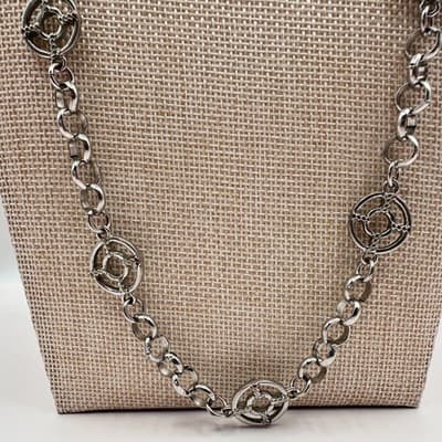 Vintage 90s SilverTone Station Necklace Geometric Open Circle Chain Boho Jewelry - Thumbnail 6
