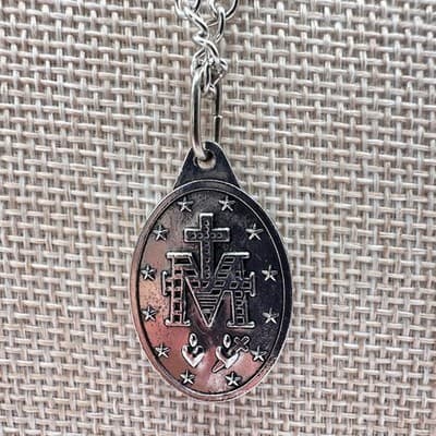 Vintage 90s Miraculous Medal Virgin Mary Pendant Silver Tone Necklace Religious - Thumbnail 3