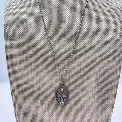 Vintage 90s Miraculous Medal Virgin Mary Pendant Silver Tone Necklace Religious - Thumbnail 2