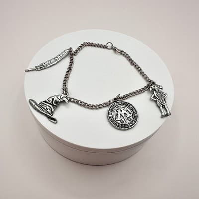Vintage Y2K Wizard Harry Potter Hat Dobby Feather Bracelet Silver Tone Jewelry - Thumbnail 7