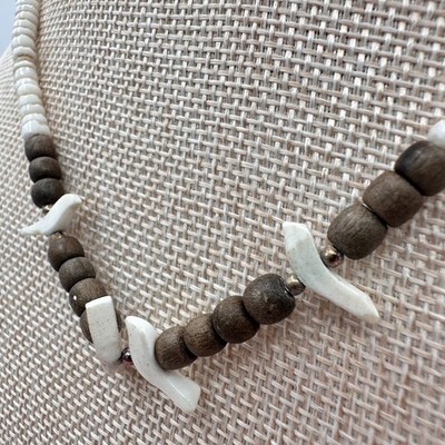 Vintage 90s Fetish Heishi Bird Necklace White Shell Brown Wood Bead Boho Jewelry - Thumbnail 5