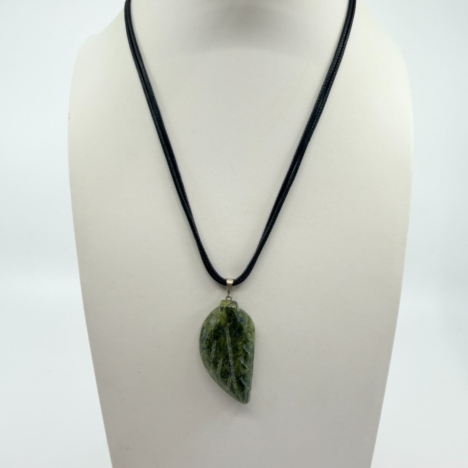 Vintage Green Serpentine Jade Carved Leaf Pendant Black Cord Statement Necklace - Thumbnail 2