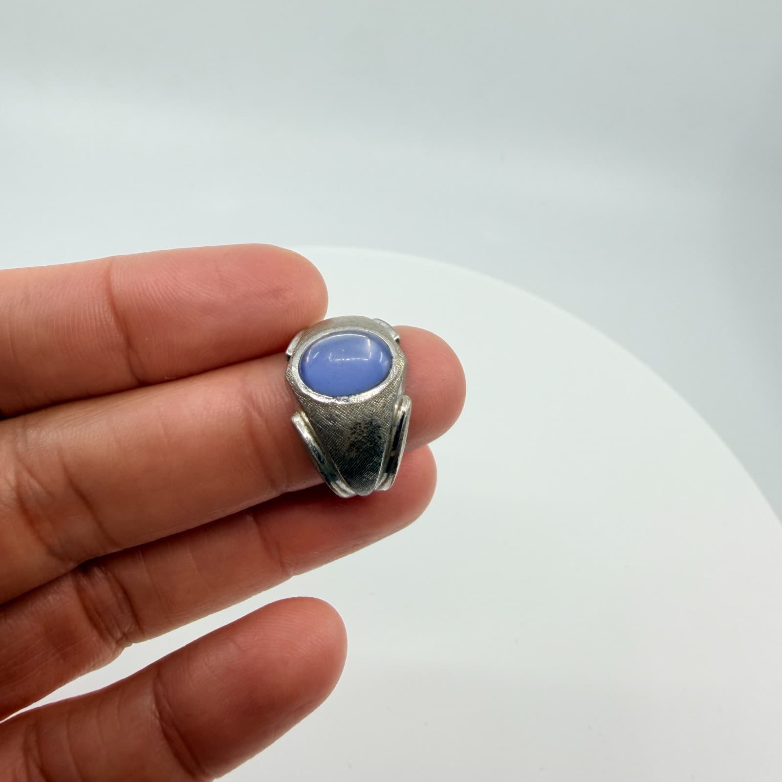 Vintage Brutalist Men's Signet Ring Silver Tone Blue Cabochon Textured Band - Thumbnail 7