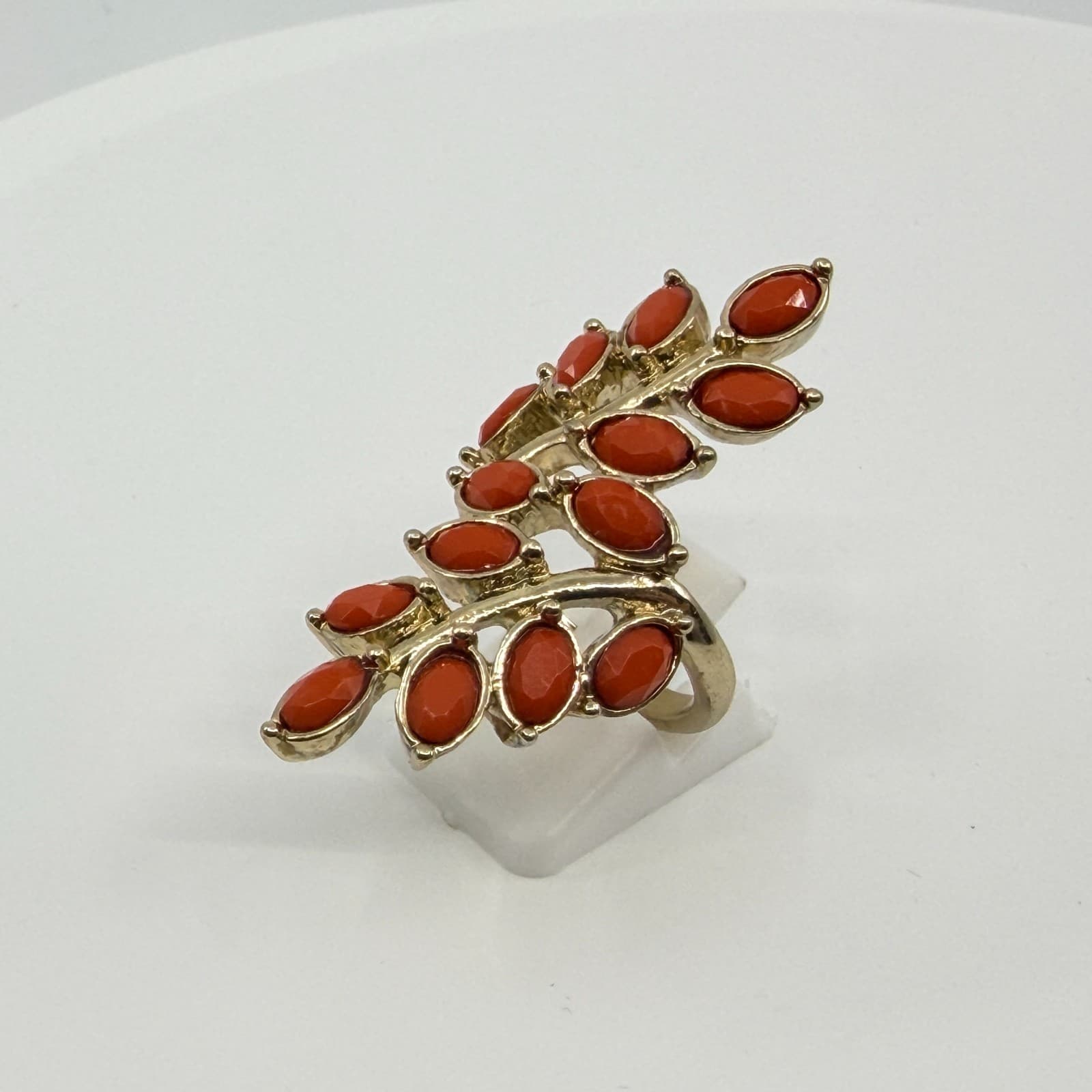 Vintage Faux Coral Marquise Leaf Branch Cluster Statement Ring Gold Tone Retro - Thumbnail 8