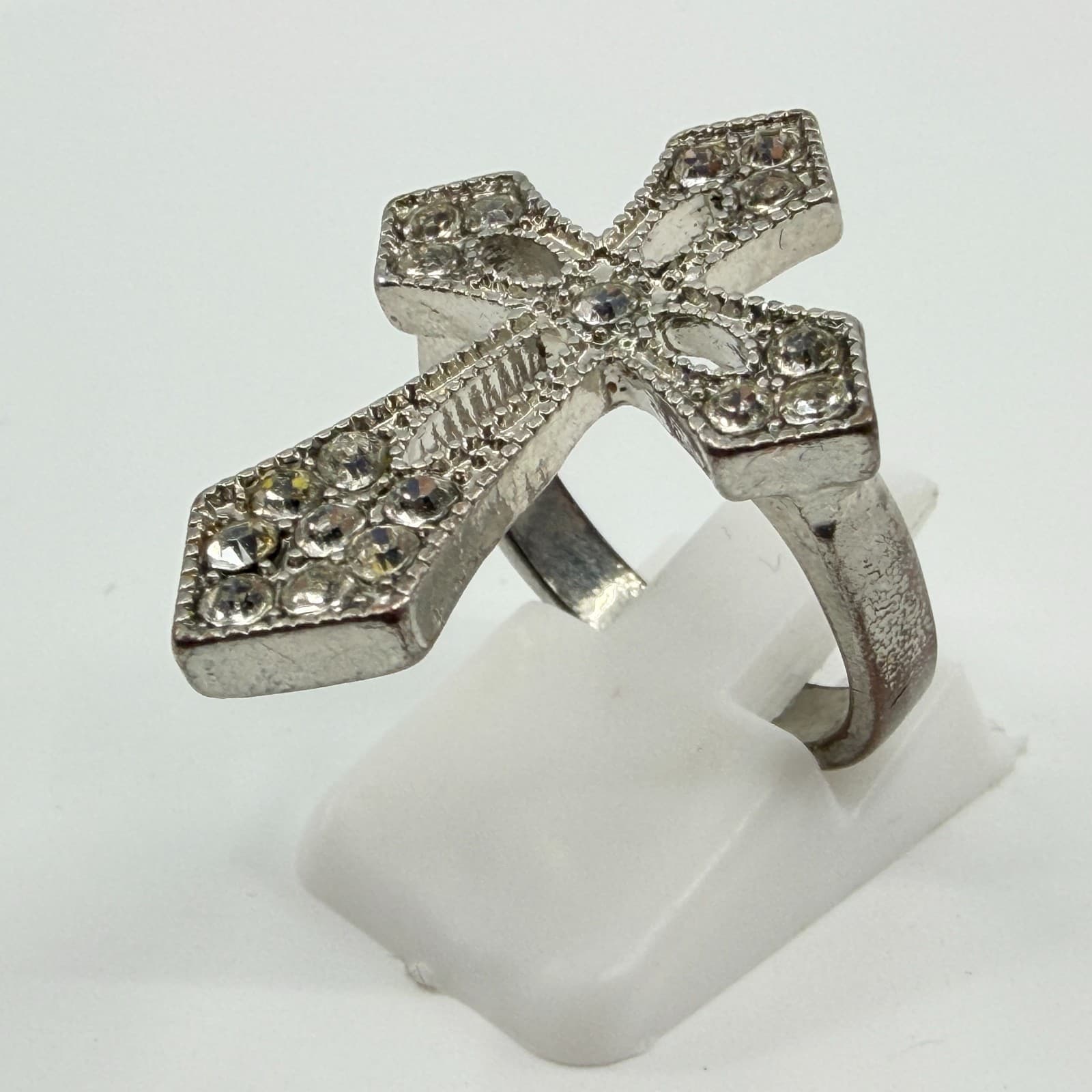 Vintage Silver Tone Rhinestone Cross Ring Y2K Gothic Crystal Statement Ring - Thumbnail 3