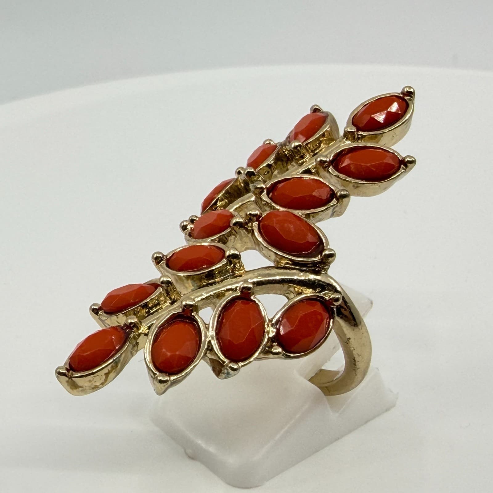 Vintage Faux Coral Marquise Leaf Branch Cluster Statement Ring Gold Tone Retro - Thumbnail 7