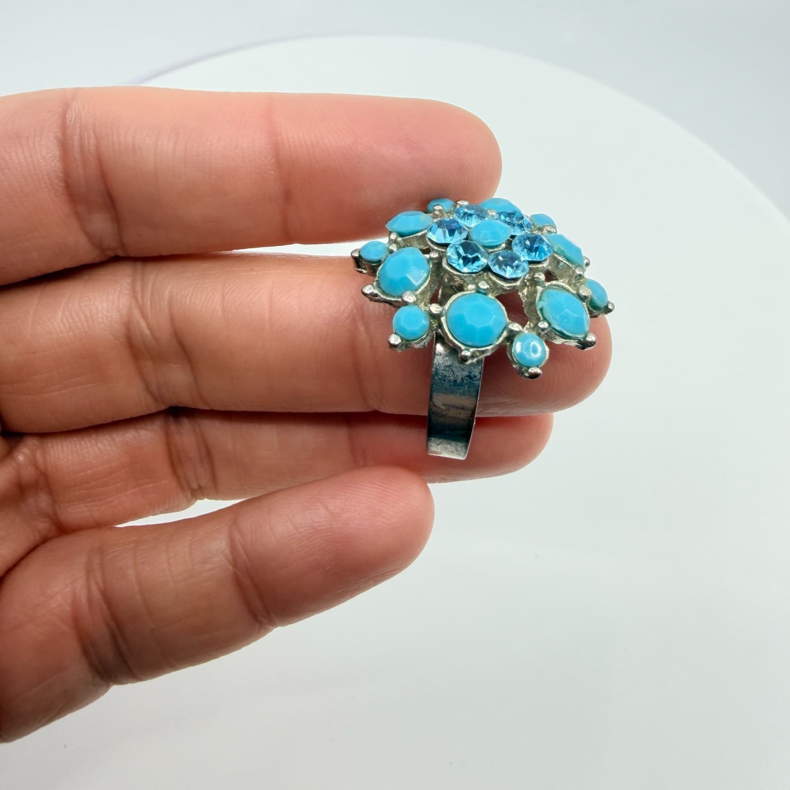 Vintage Blue Rhinestone Turquoise Tone Resin Cluster Statement Ring Silver Tone - Thumbnail 8