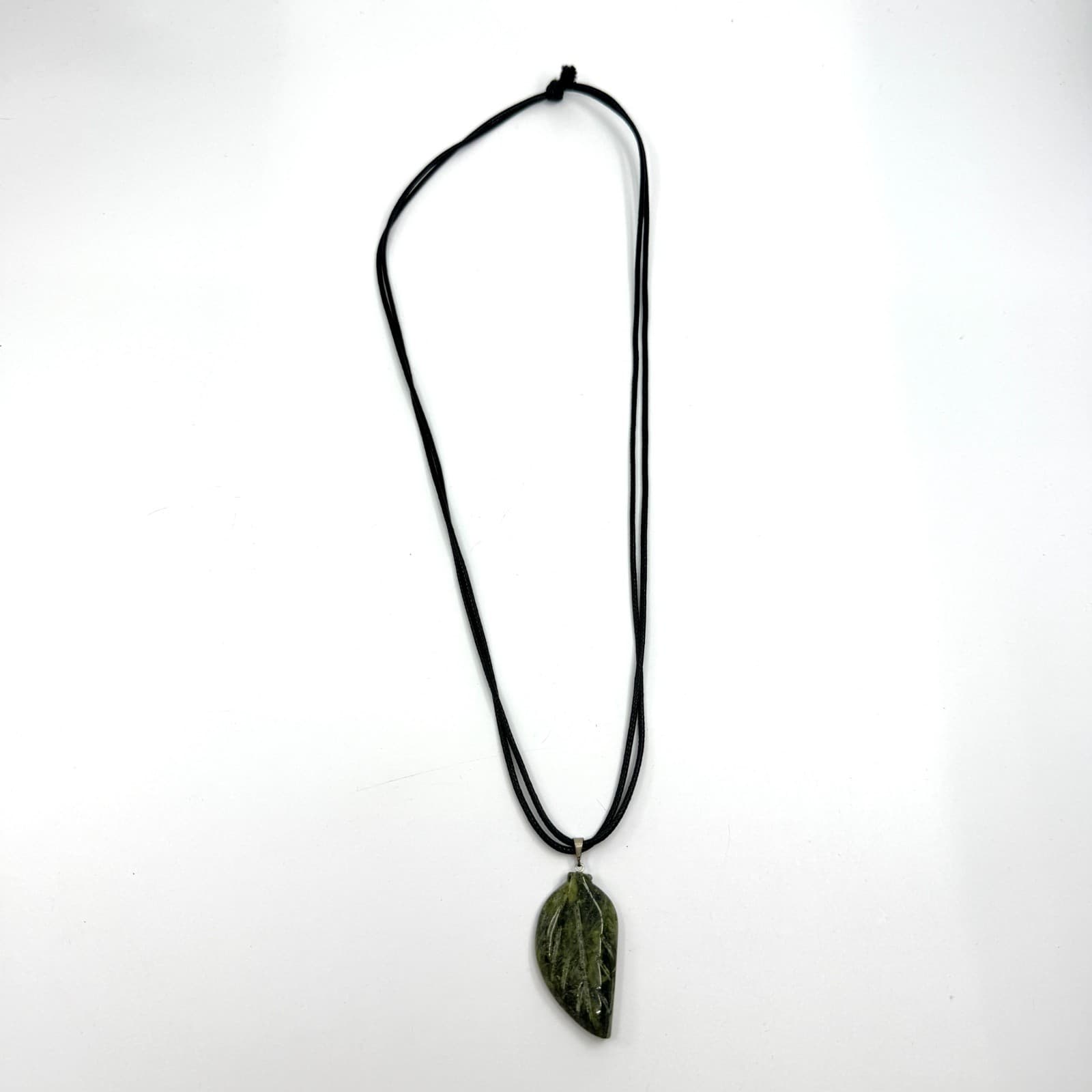 Vintage Green Serpentine Jade Carved Leaf Pendant Black Cord Statement Necklace - Thumbnail 8
