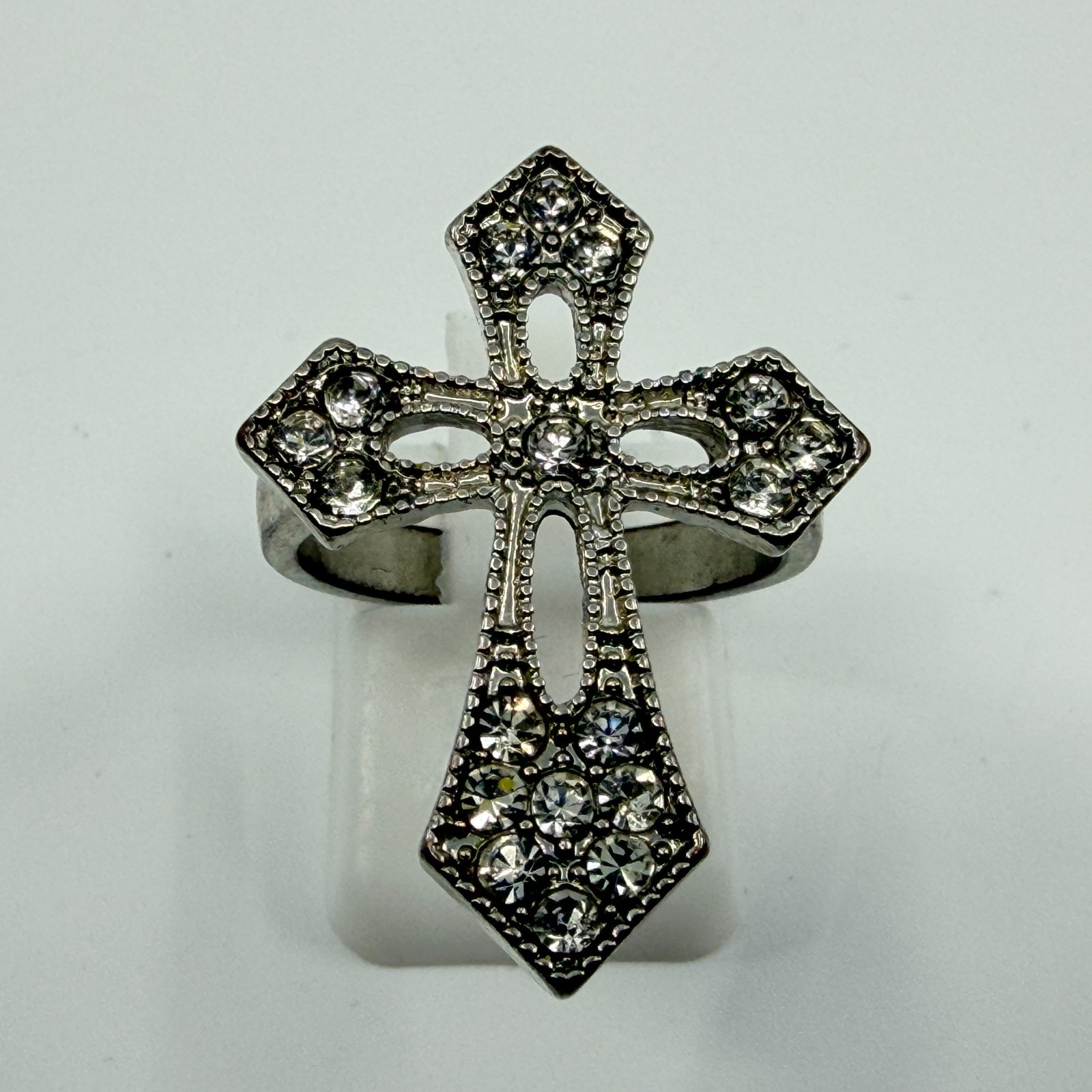 Vintage Silver Tone Rhinestone Cross Ring Y2K Gothic Crystal Statement Ring - Thumbnail 6