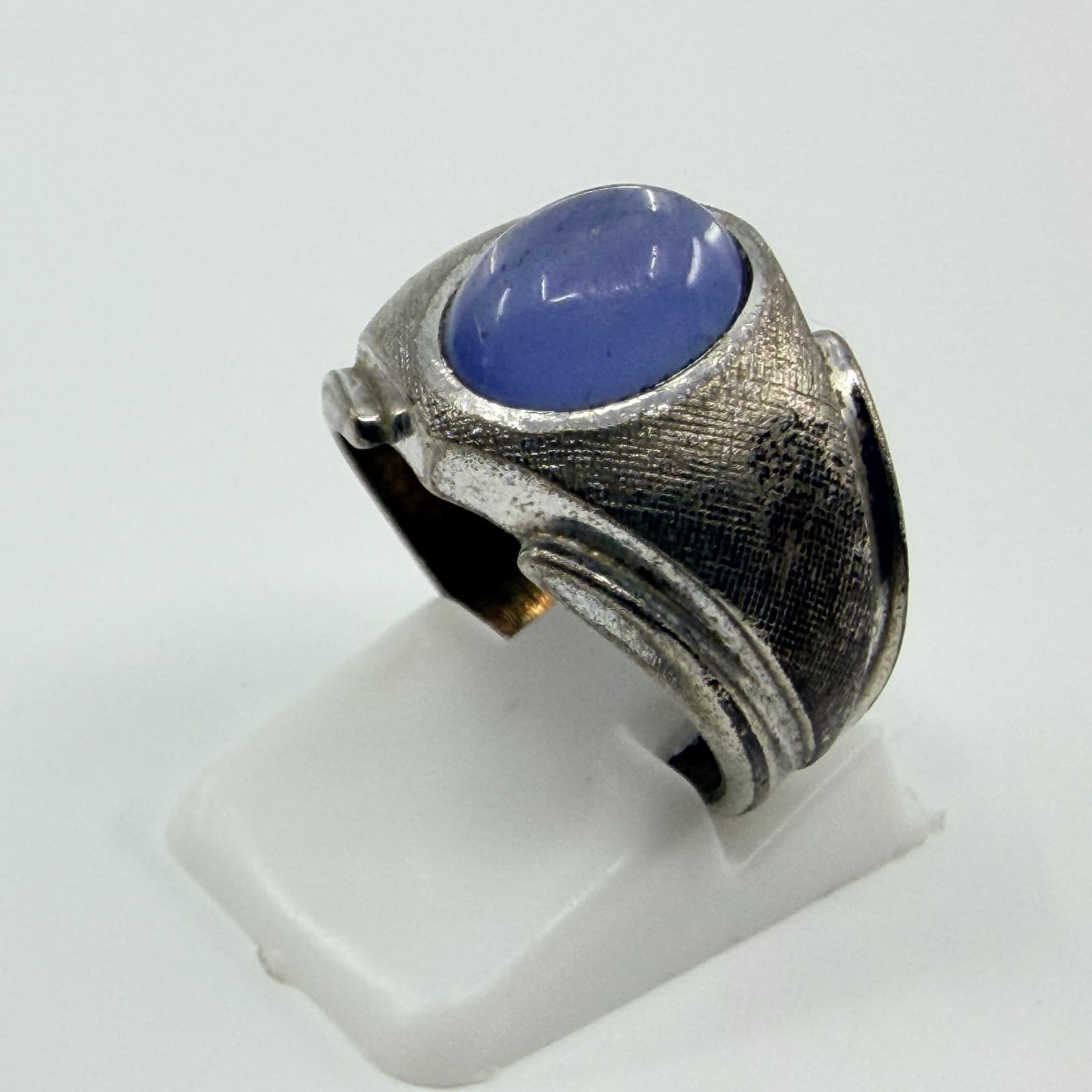 Vintage Brutalist Men's Signet Ring Silver Tone Blue Cabochon Textured Band - Thumbnail 5