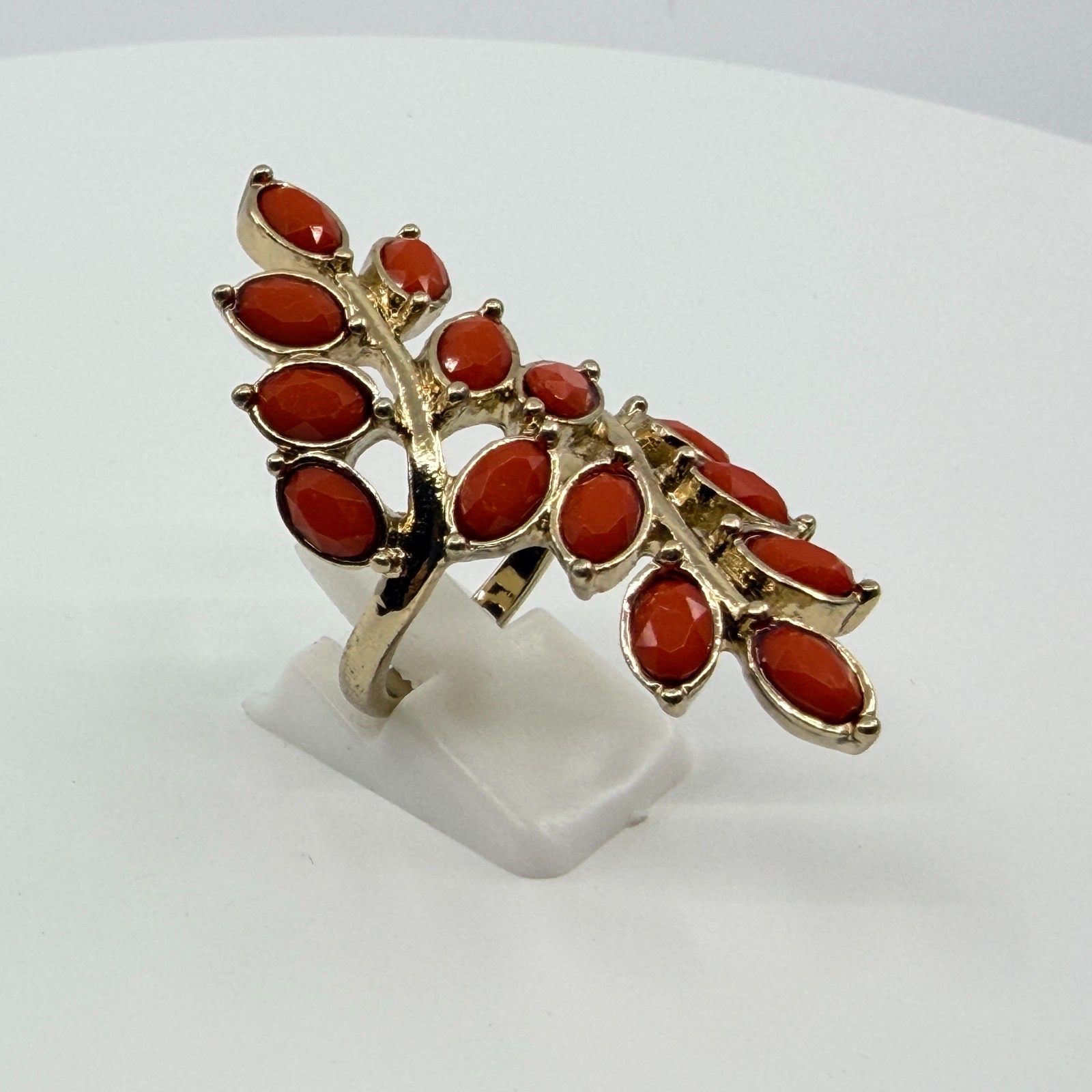 Vintage Faux Coral Marquise Leaf Branch Cluster Statement Ring Gold Tone Retro - Thumbnail 4