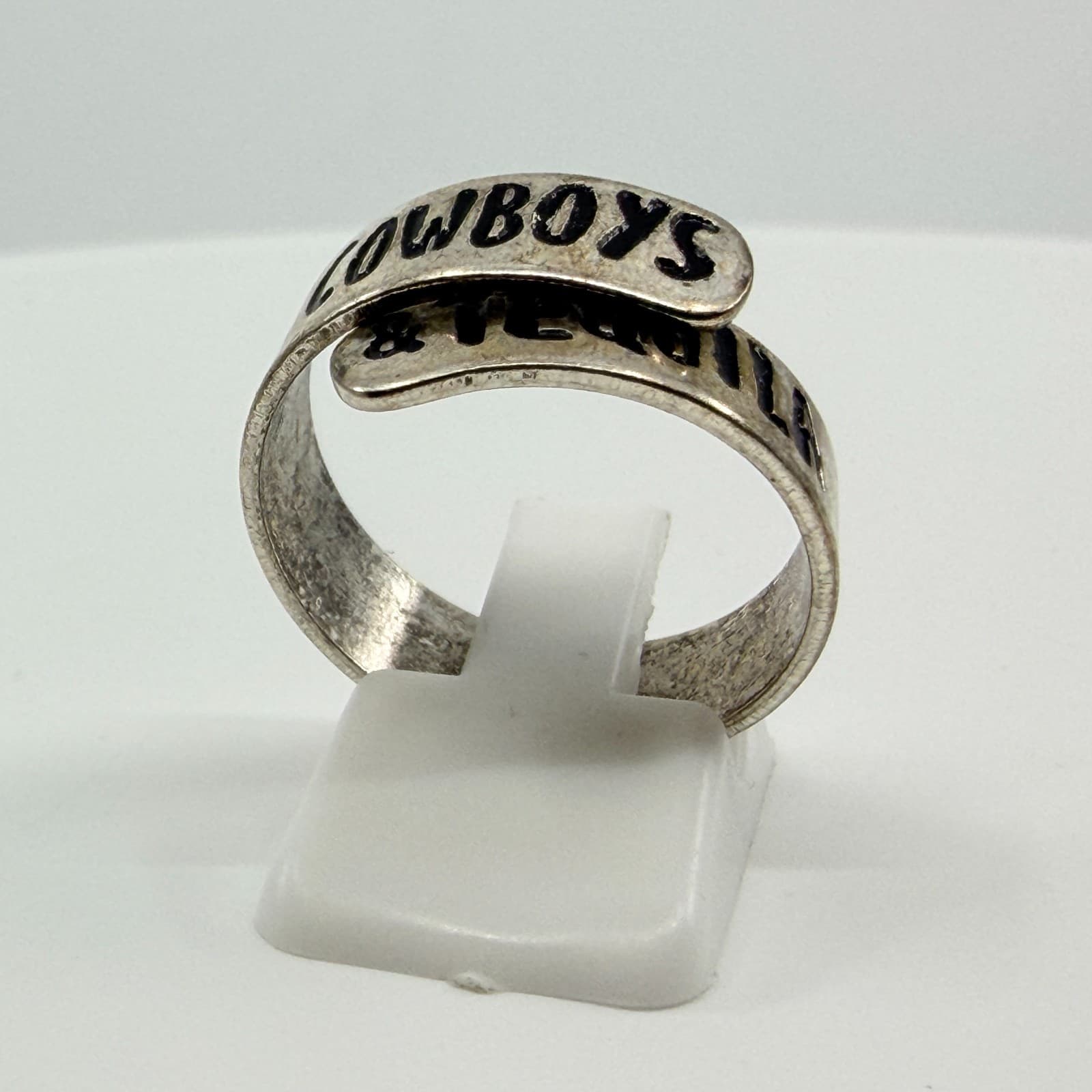 Vintage Western Silver Tone Cowboys & Tequila Wrap Spoon Ring Country Boho - Thumbnail 8