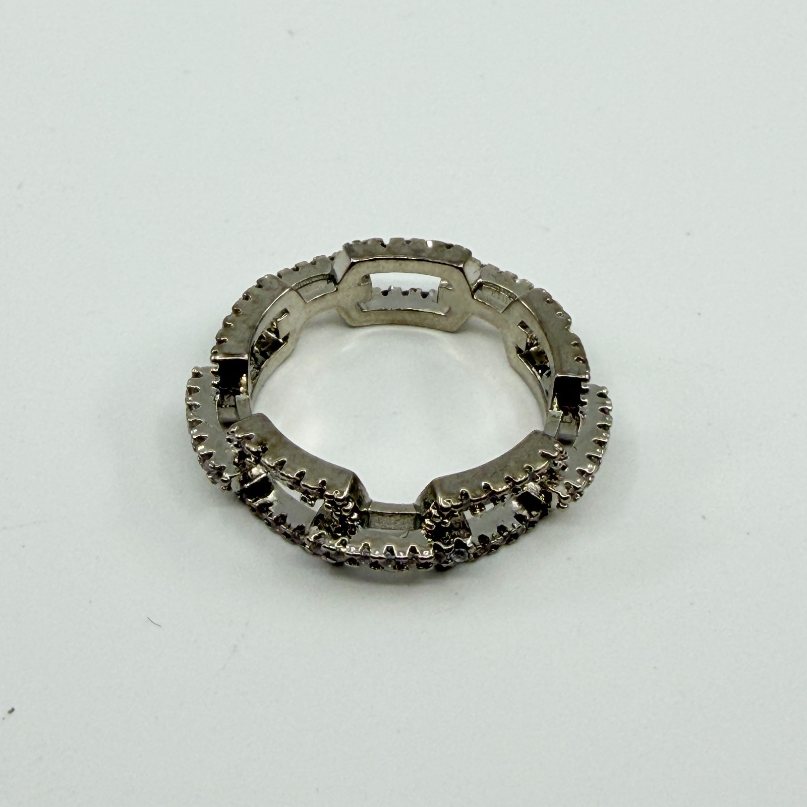 Vintage Modern Y2K Silver Tone Rhinestone Curb Chain Link Eternity Band Ring 90s - Thumbnail 3