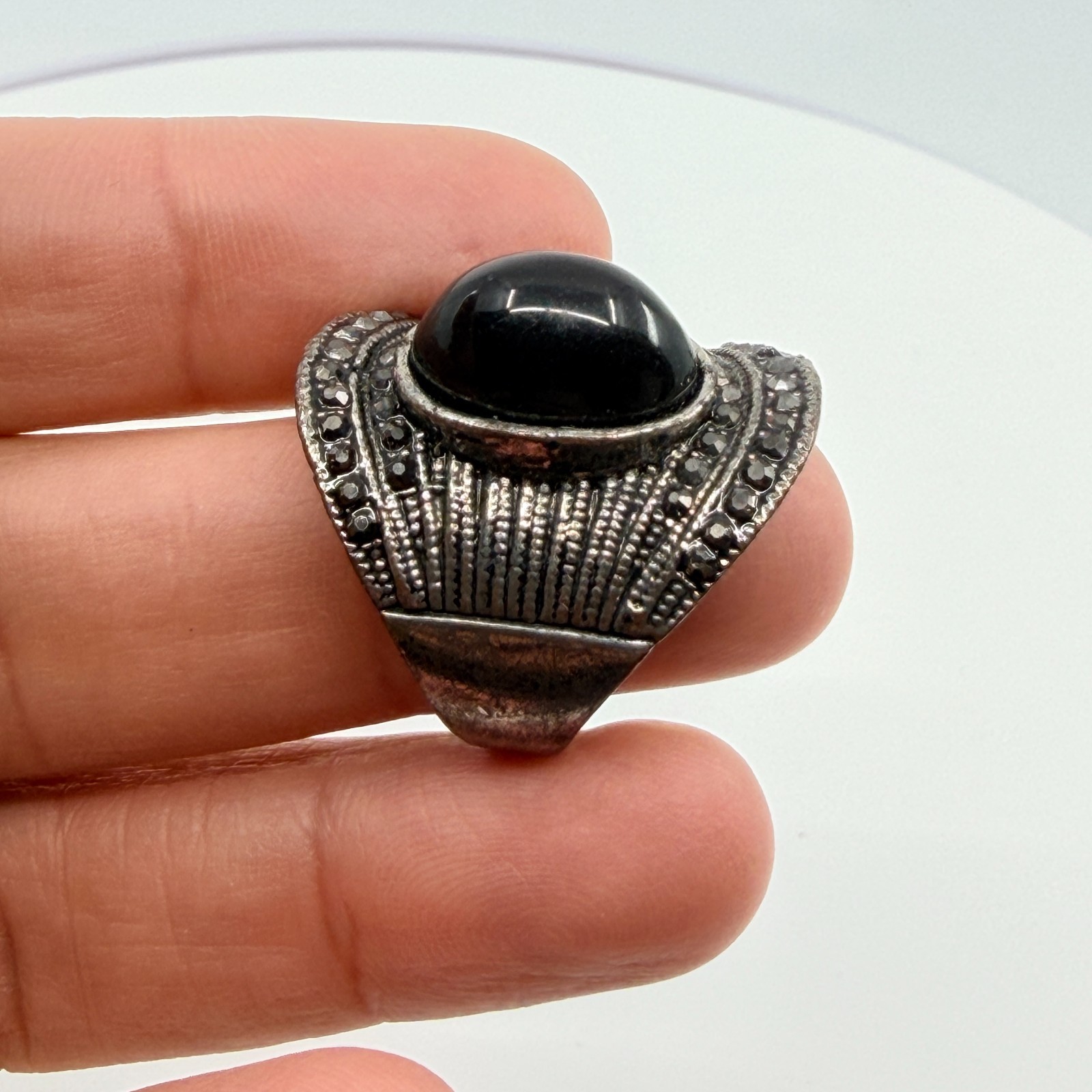 Vintage Gothic Black Onyx Glass Cabochon Faux Marcasite Statement Ring Size 7.5 - Thumbnail 7