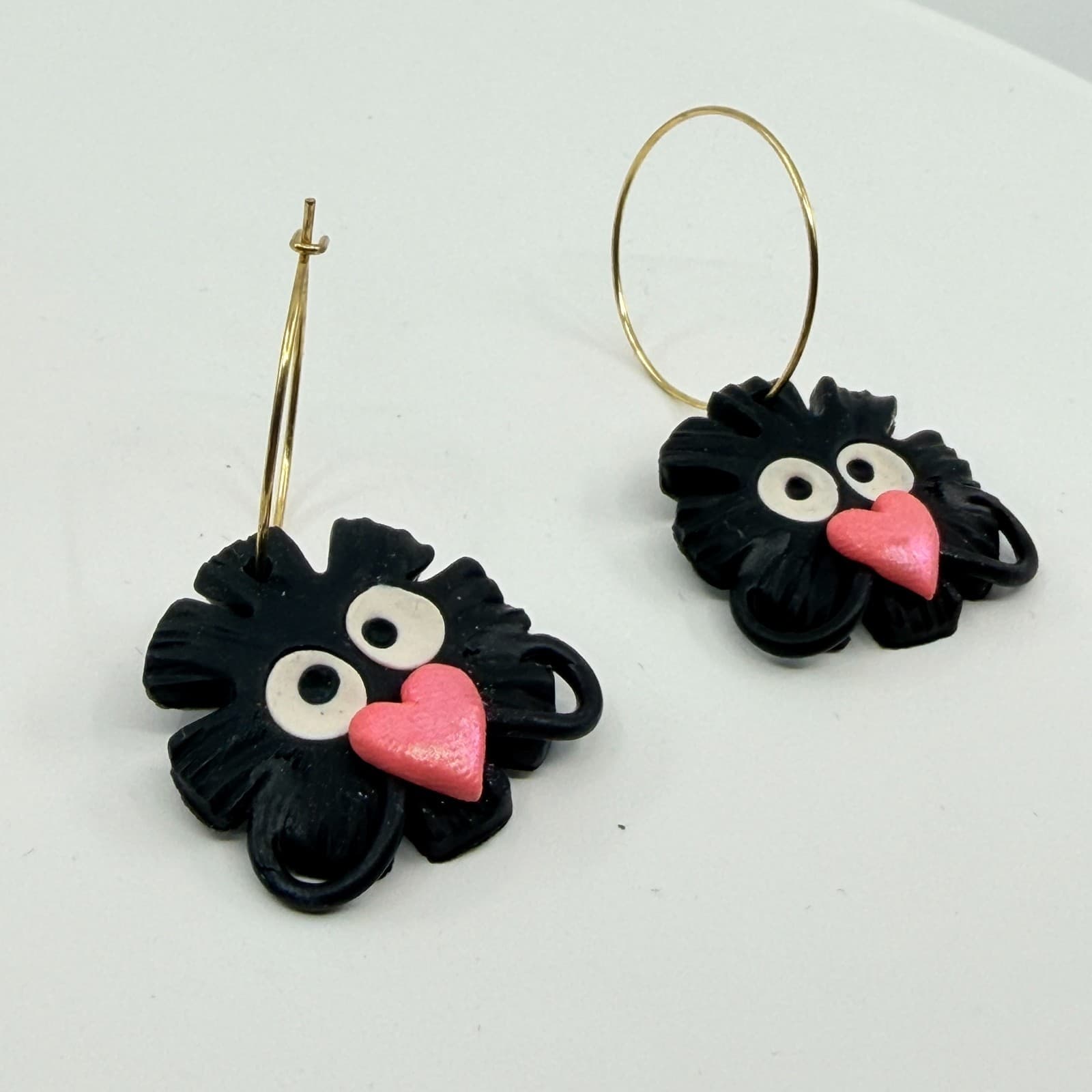 VTG Y2K Cute Black Monster Heart Hoop Earrings Quirky Kawaii Clay Drop Dangle - Thumbnail 2