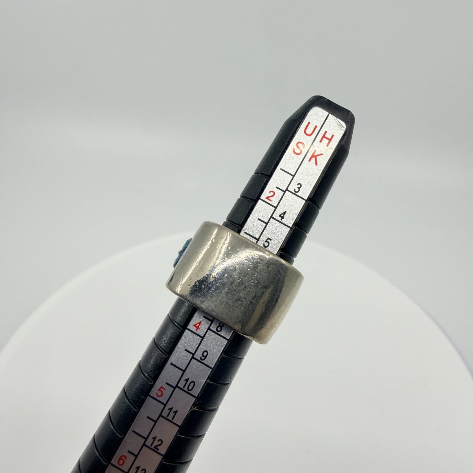 Vintage Silver Tone Blue Suede Leather Inlay Wide Band Ring Retro Y2K Cutout - Thumbnail 12