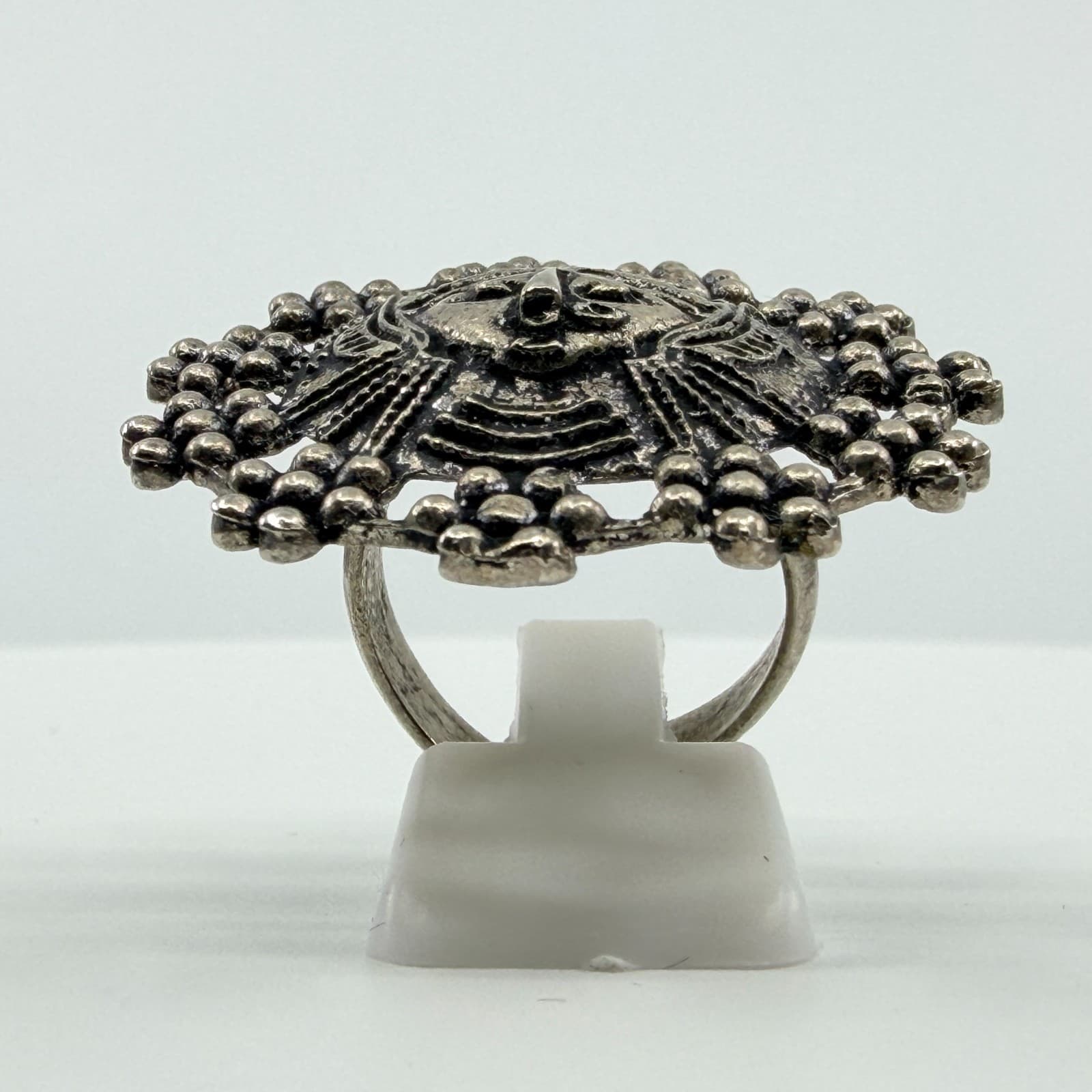 Vintage Silver Tone Goddess Face Shield Ring Boho Ethnic Statement Size 6 Retro - Thumbnail 6