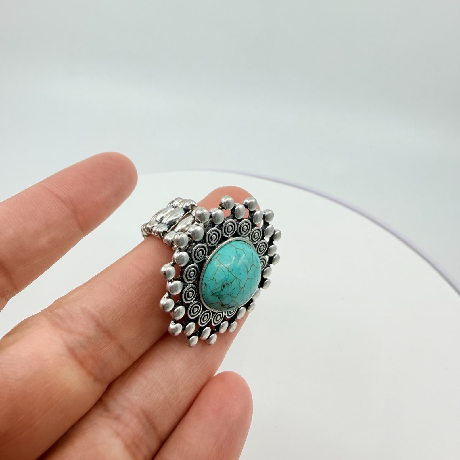 Vintage Southwestern Faux Turquoise Stretch Ring Silver Tone Textured Statement - Thumbnail 8