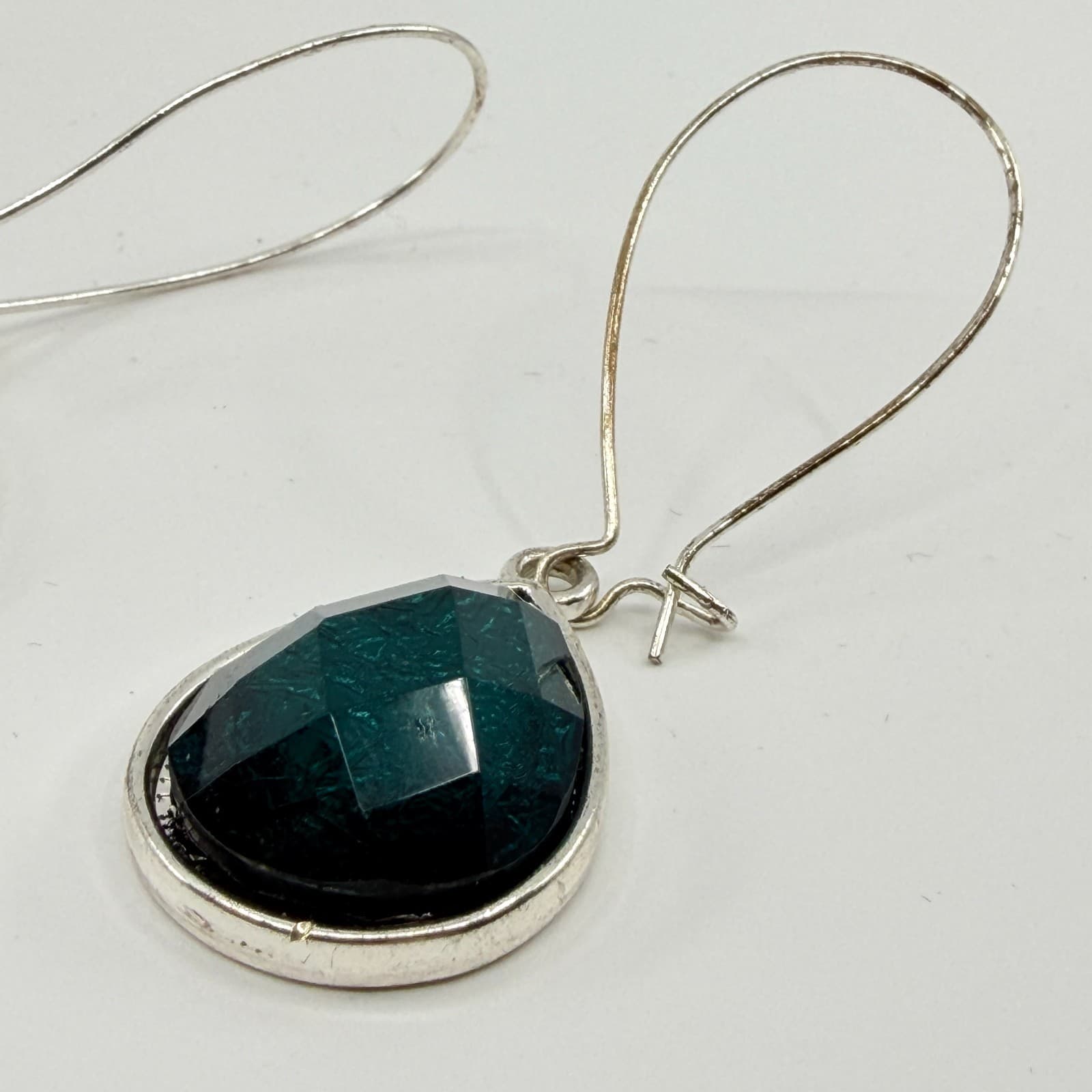 Vintage Silver Tone Faceted Teal Green Glass Teardrop Drop Earrings Classic - Thumbnail 4