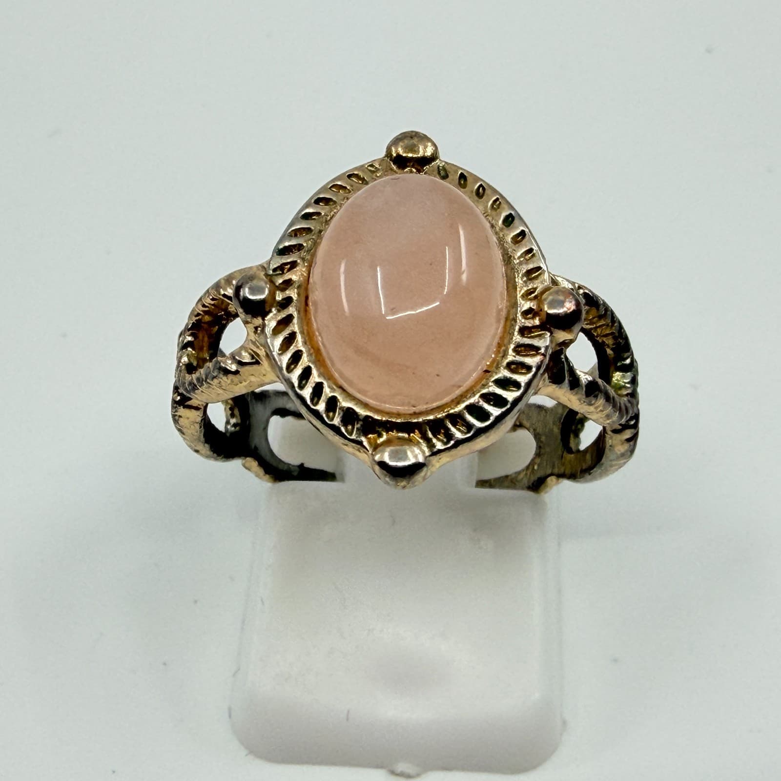Vintage Y2K Pink Rose Quartz Oval Cabochon Statement Ring Gold Tone Size 8 Retro - Thumbnail 5