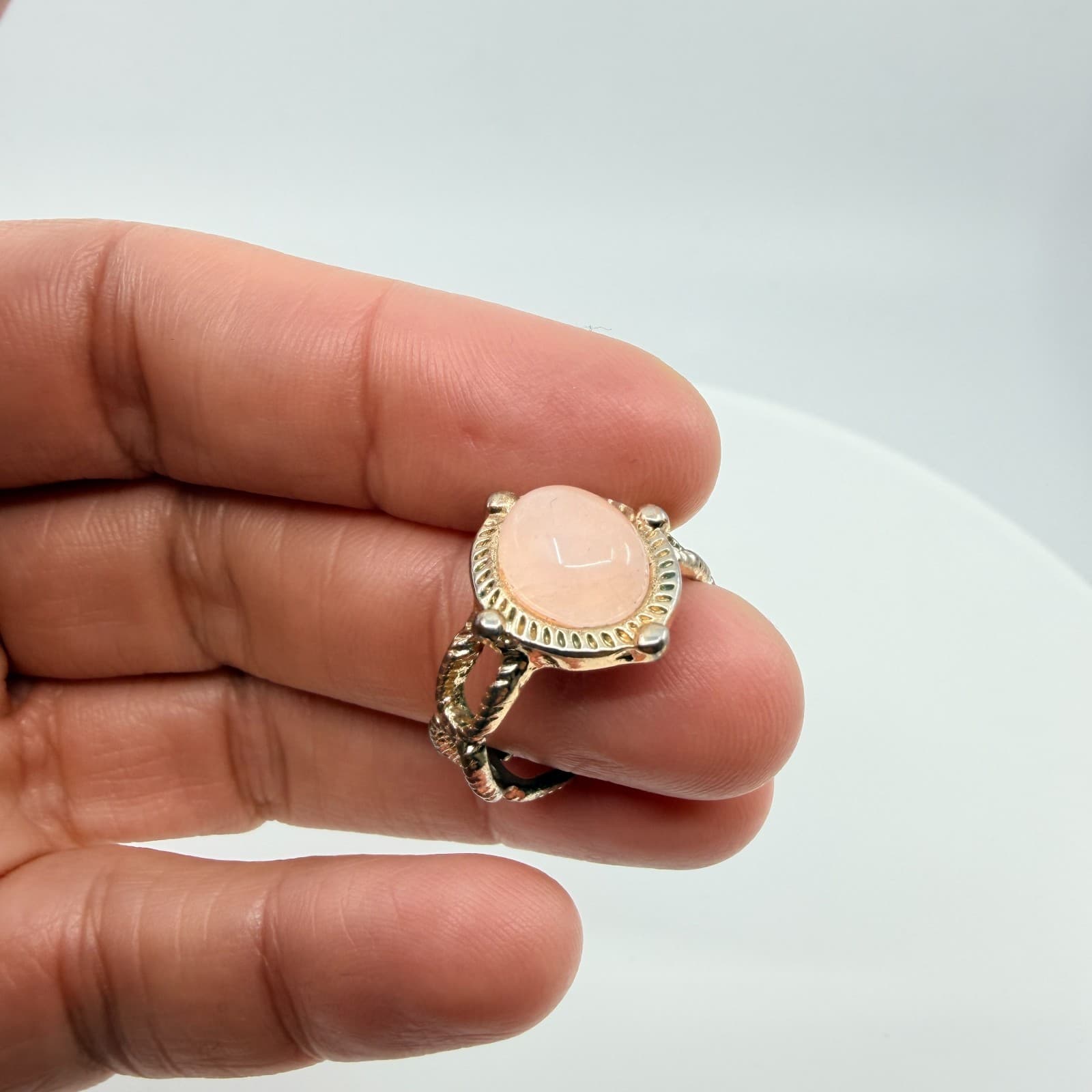 Vintage Y2K Pink Rose Quartz Oval Cabochon Statement Ring Gold Tone Size 8 Retro - Thumbnail 8